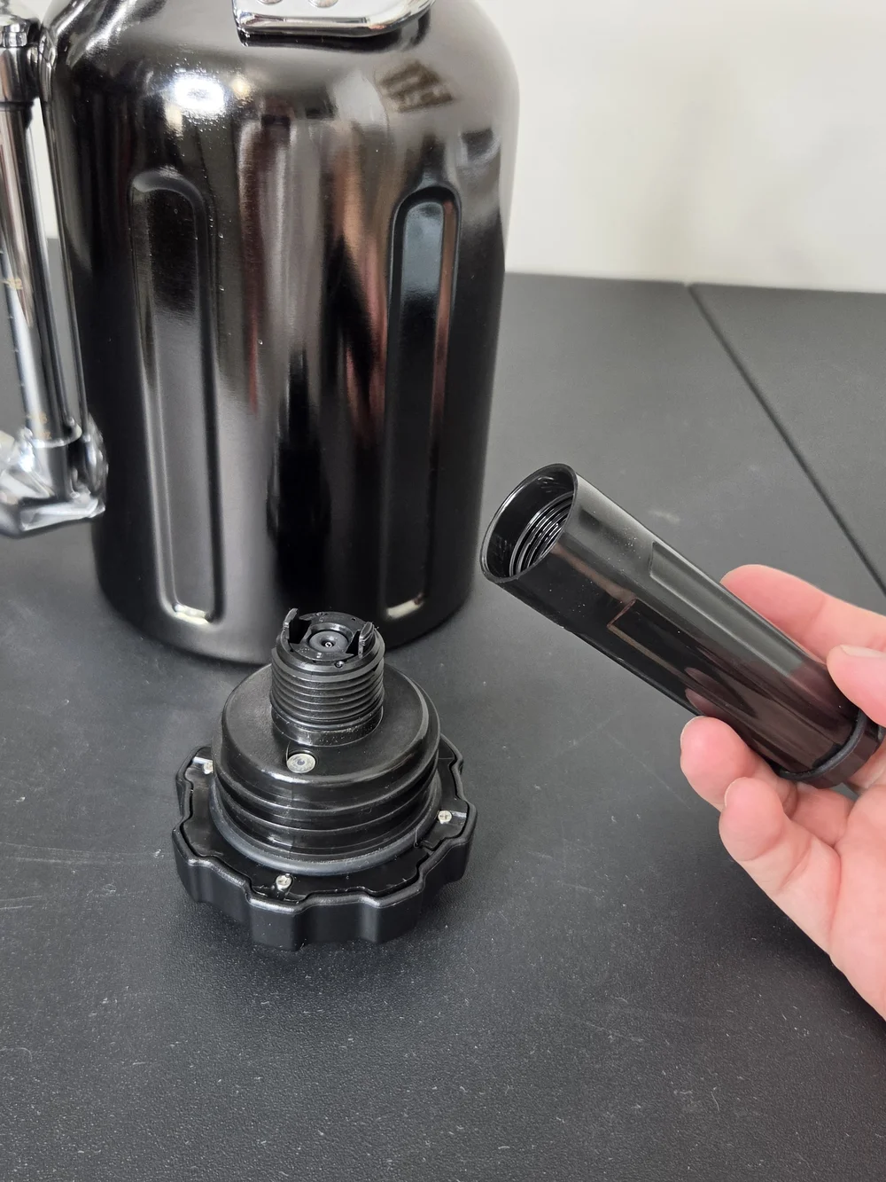 Growlerwerks Pressurized Ukeg Nitro Cold Brew Coffee Maker Stainless Steel